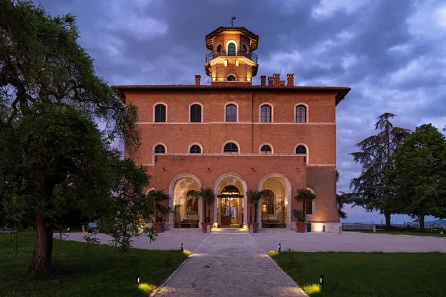 Precise Tale Poggio Alla Sala