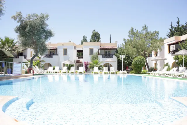 Toloman Bitez Park Apart