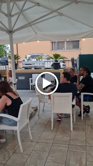 THE KLONDIKE CAFFÈ burger house