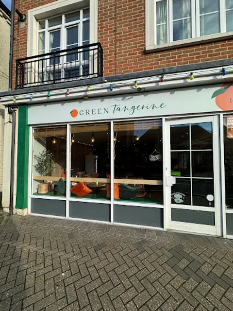 Two Sisters Crowthorne