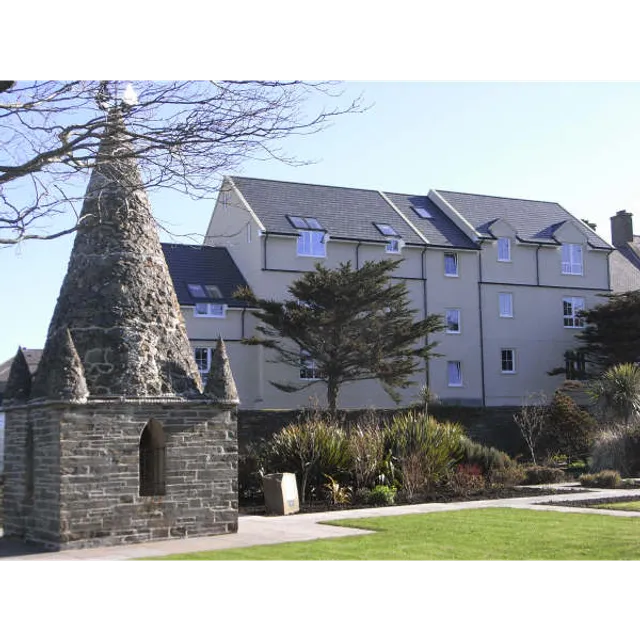 Broad Street Gardens Apartments