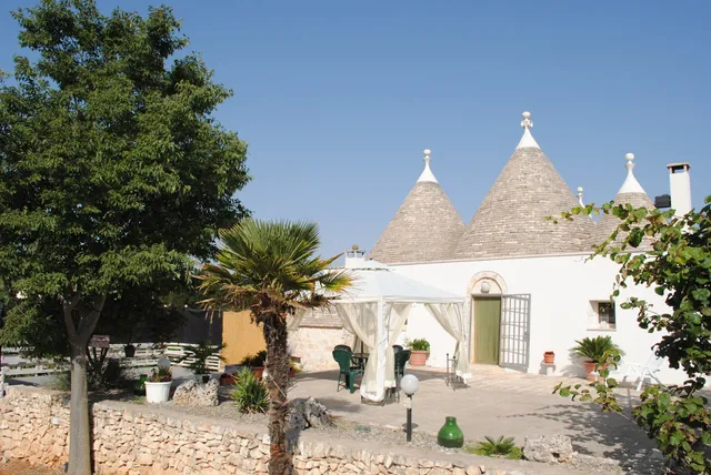 TRULLO PIETRALUNA
