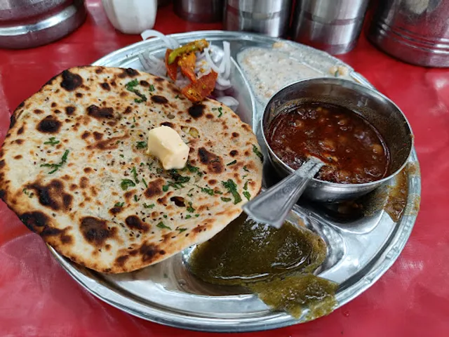Spl Amritsar De Naan Chole