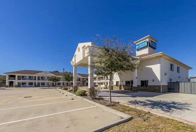 Home Place Inn Spring I-45 North and 1960