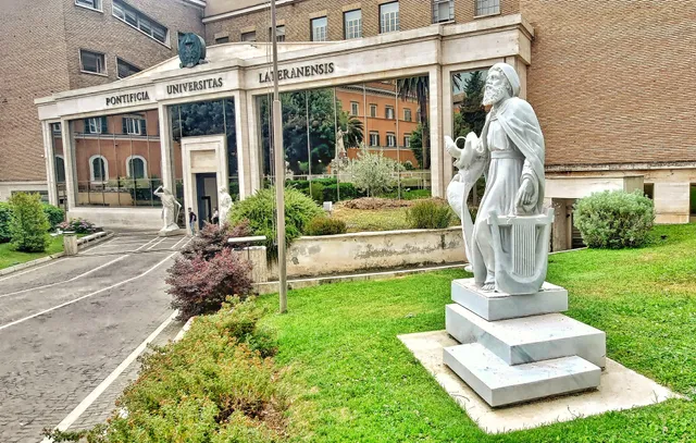Pontifical Lateran University