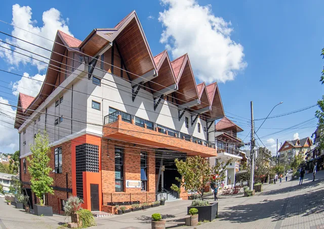 Guida Residenza Pousada