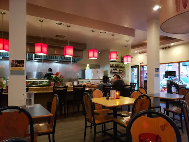 Ginza Sushi & Asian Cuisine