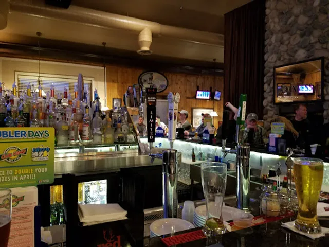 G’s Pizzeria Bar & Grill