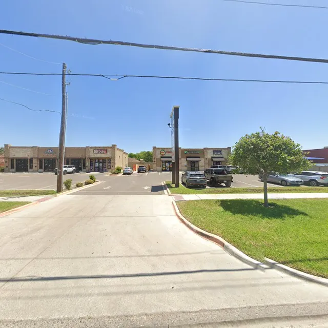 Creamy Ice Cream & Snacks