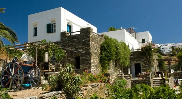 Apollon-Artemis Apartments