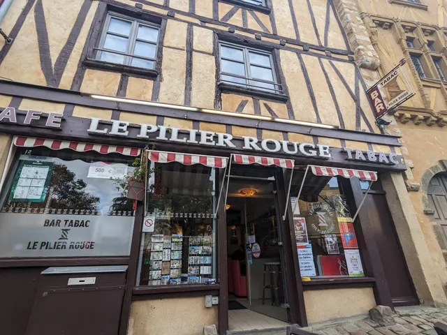 Bar Tabac Le Pilier Rouge Cité Plantagenêt