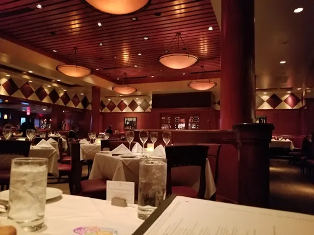 Fleming’s Prime Steakhouse & Wine Bar