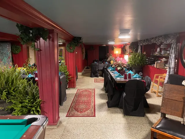 Downtown Lounge and Trattoria