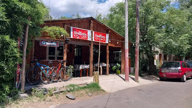 Bodegon La Damiana -Parrilla cocina