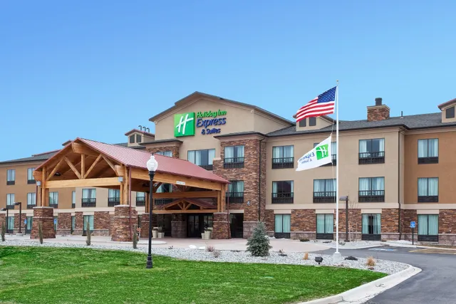 Holiday Inn Express & Suites Lander by IHG