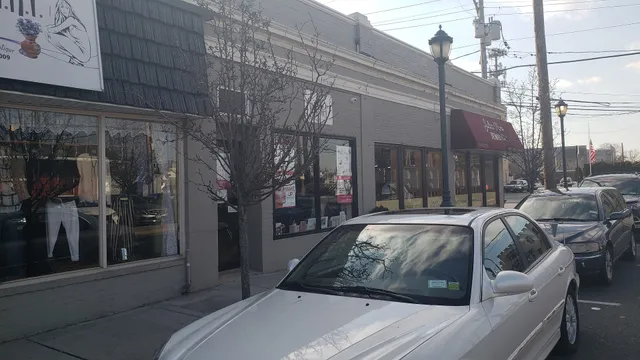 Julia's Place Jewelers of Hewlett