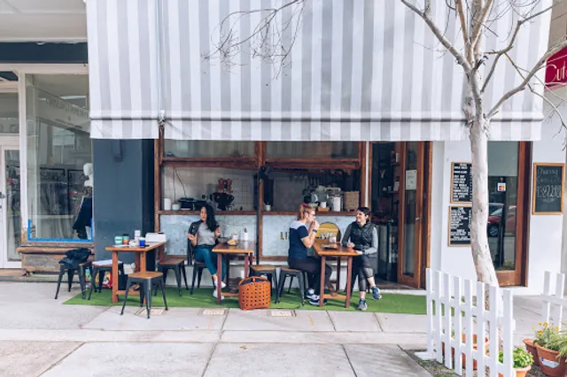 Little Me Cafe Waverley