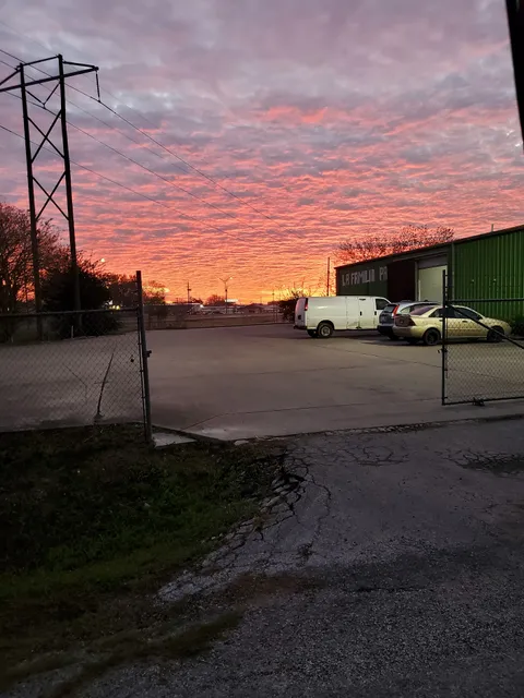 La Familia Produce Inc