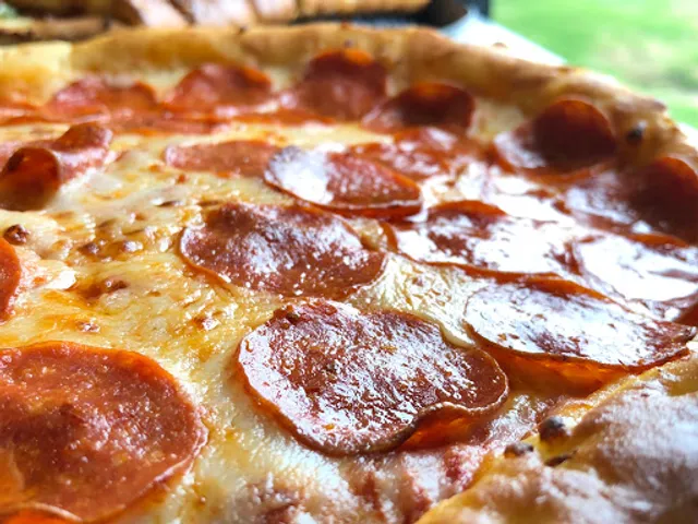 CheeZies Pizza - Wichita, KS (West)