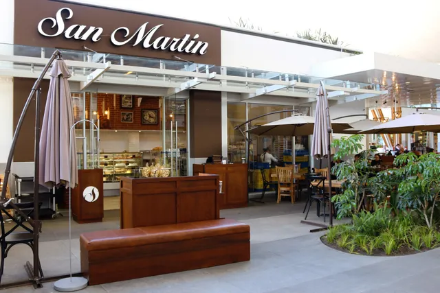 San Martín • Peri-Roosevelt