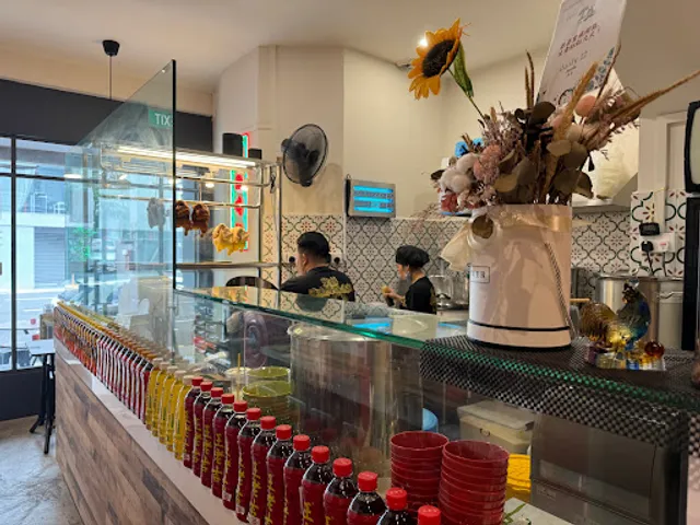 Feng Sheng Kampong Chicken Rice & Steamboat (24 Hours) | 豐盛滑鸡火锅