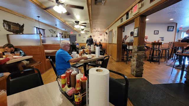 Oakwood Express Smokehouse & Grill