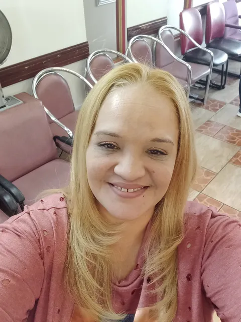 Serrano Unisex Beauty Salon