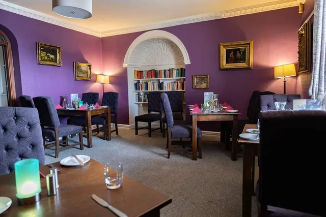 The Courtyard Bar & Restaurant