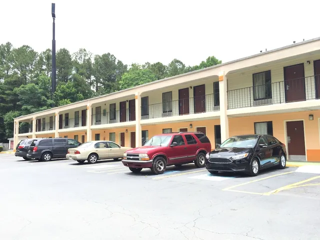 Western Inn & Suites