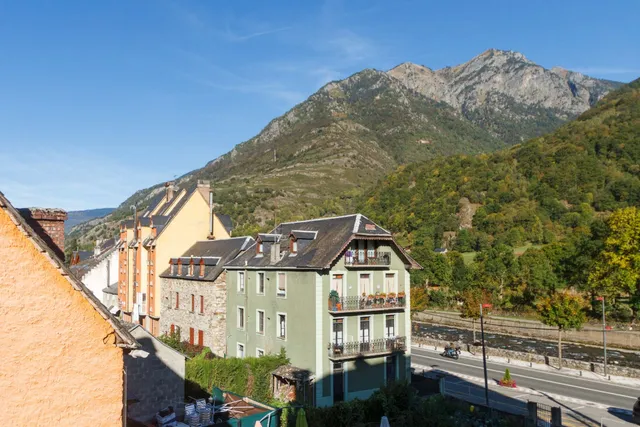 Hostal Tina | Bossòst