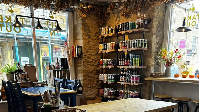 Off The Square - Stow On The Wold