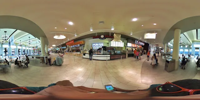 Suki Hana of International Mall