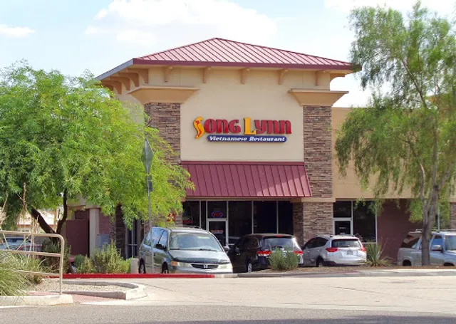 Song Lynn Vietnamese Restaurant