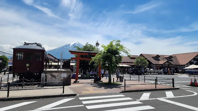 Fujikawaguchikokanko Tourist Information Center