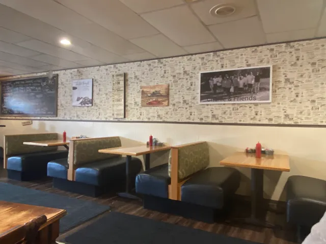 Charlie and Friends Diner