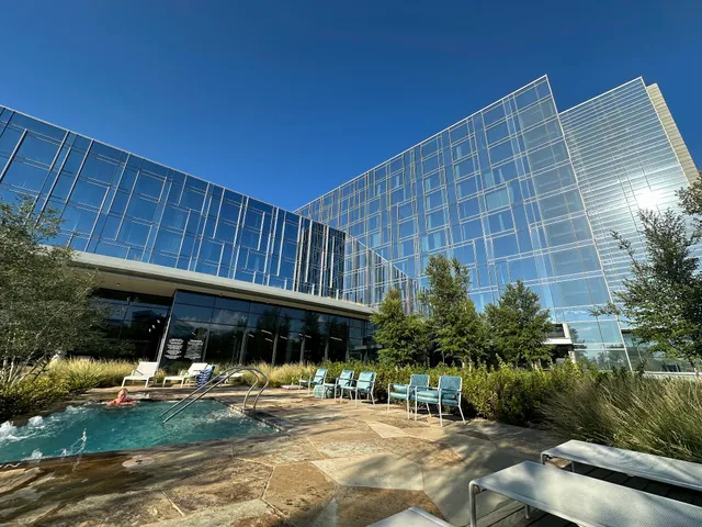 American Airlines - Skyview 6 Employee Hotel