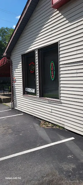 Two Brothers Deli & Pizza