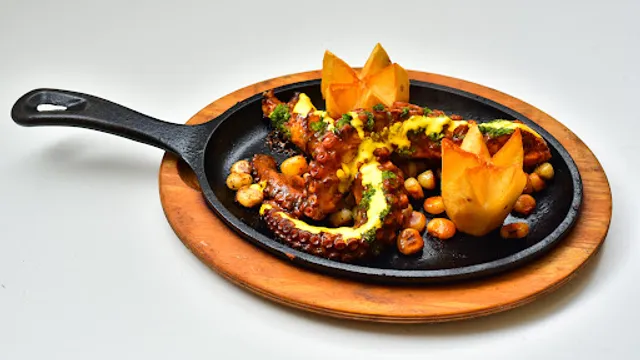 Peruvian Fusion Cuisine