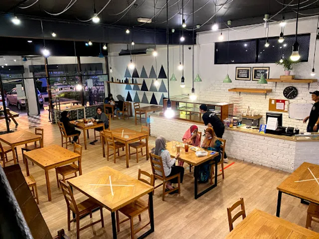 Big Food F&B (JM0686388-U)