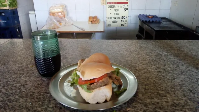 Carlos Cattania Sandwicheria