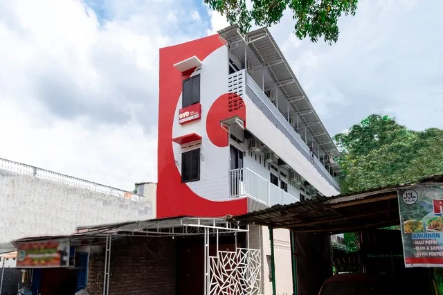 OYO 1634 Dom Residence