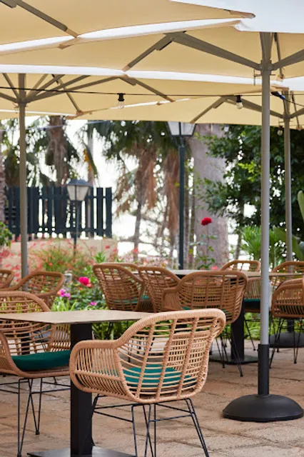 Esterlica Restaurant and Catering