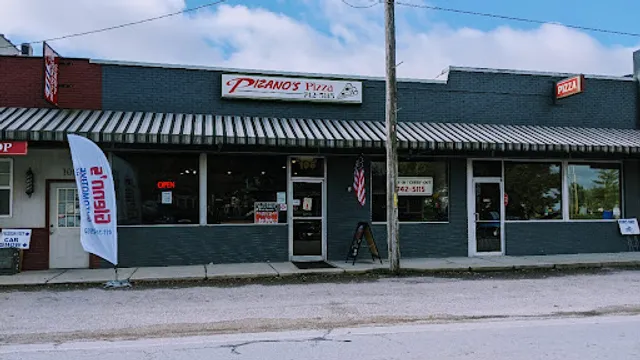 Pizano's Pizza and Sauce Lounge