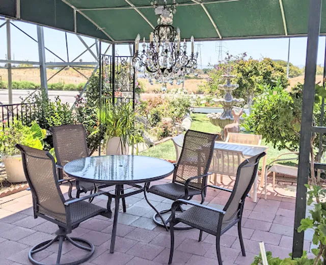 Rosita's De Basilio Deli & Market