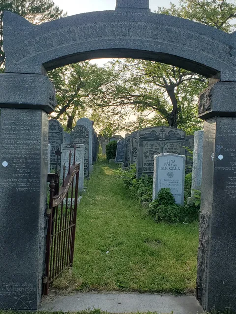 Montefiore Cemetery