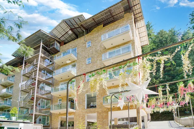 Moksha Riverside Resort & Spa Kasol