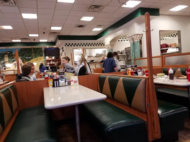 Leo's Coney Island
