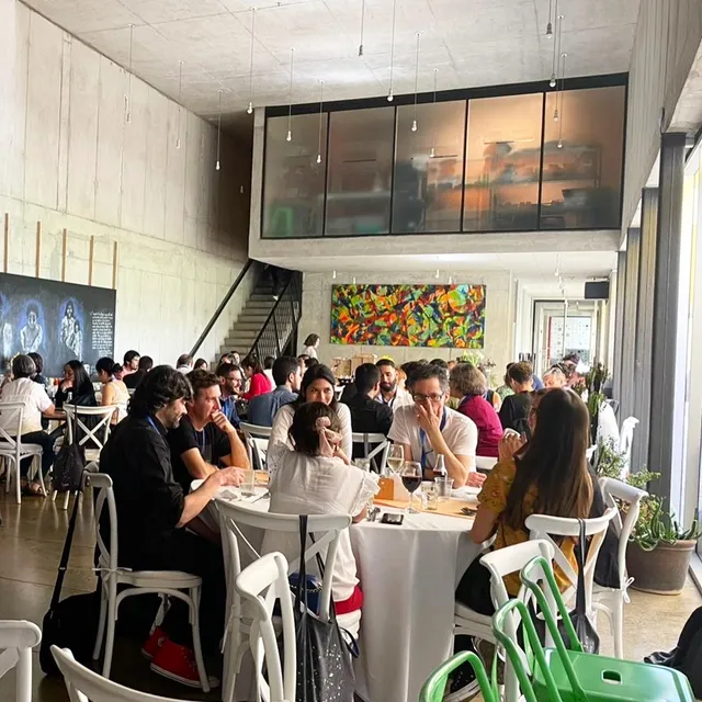 Loma, café & restaurante