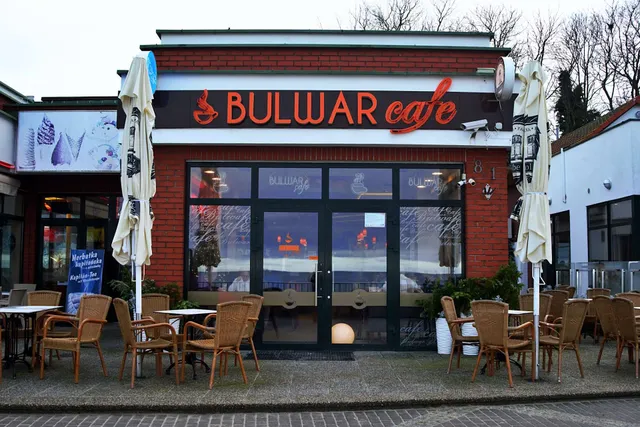 Bulwar Cafe