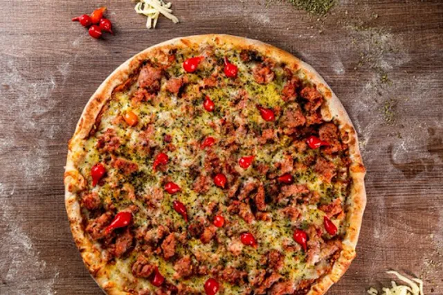 Pizzaria Família Chimiloski